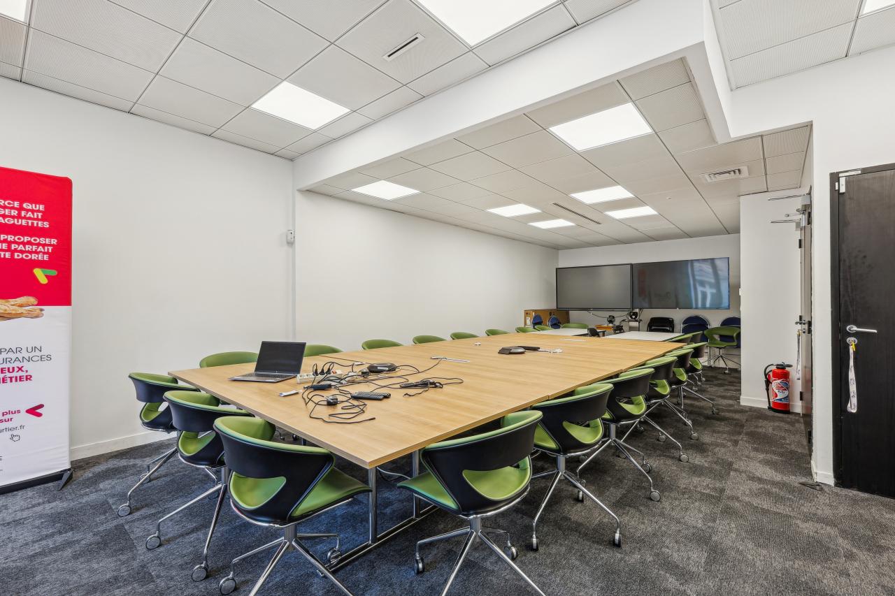 Bureau Paris 379m² Location bureau Paris OLBUR2422013 6